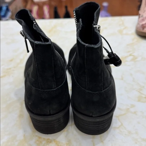 Lucky Brand Black Ankle Boots - Picture 3 of 4